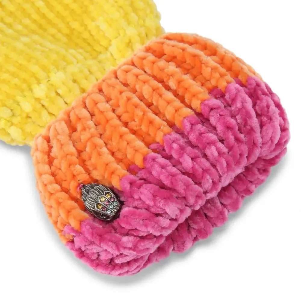 Kurt Geiger London Cosy Eagle Colorblock Rainbow Chenille Knit Mittens Brand NWT